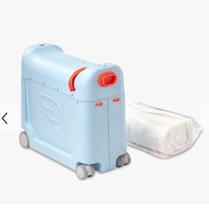 JetKids™ by Stokke® Travel Toddler Bed in a Box